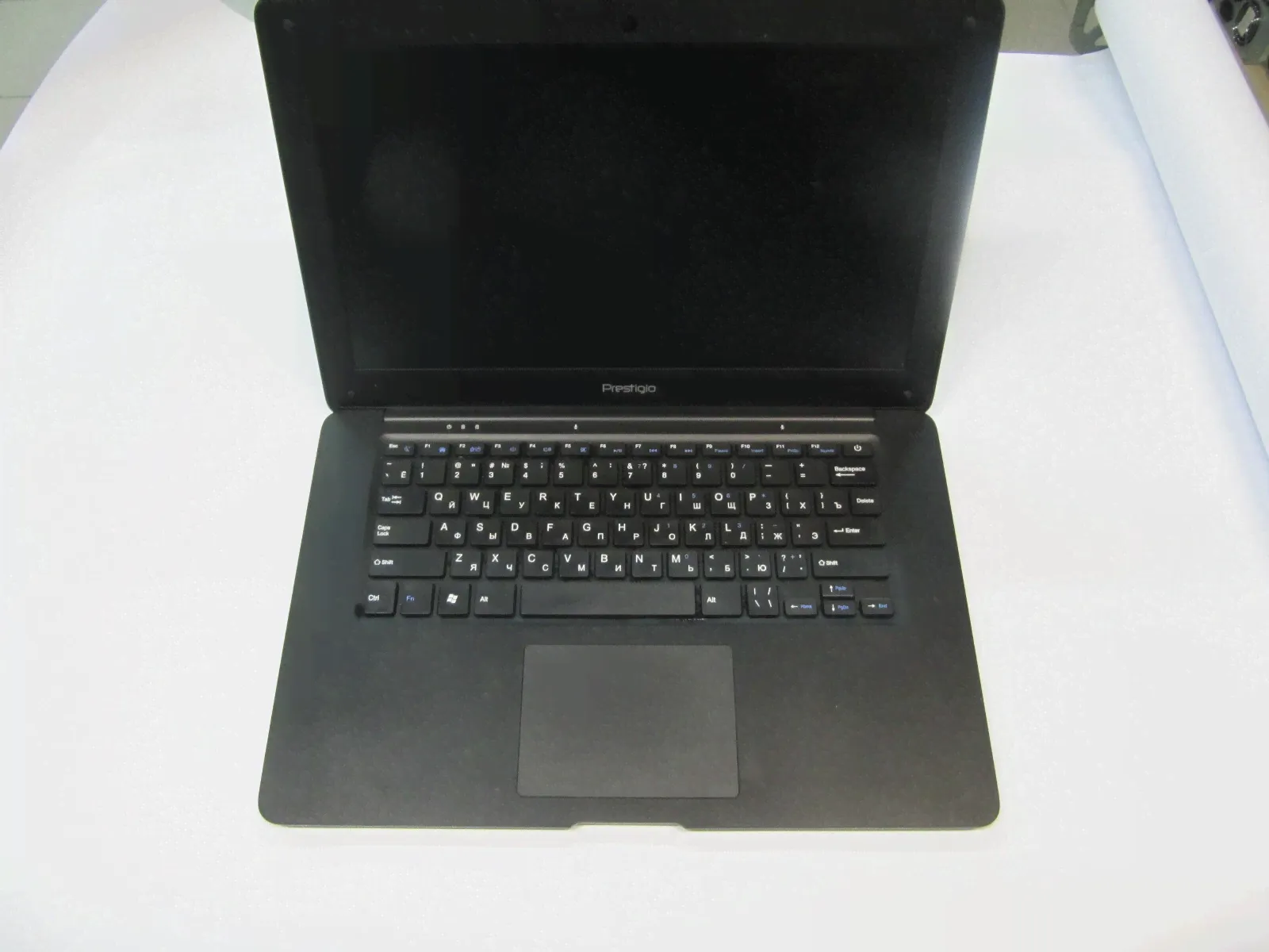 Нетбук Prestigio SmartBook 141A03-1