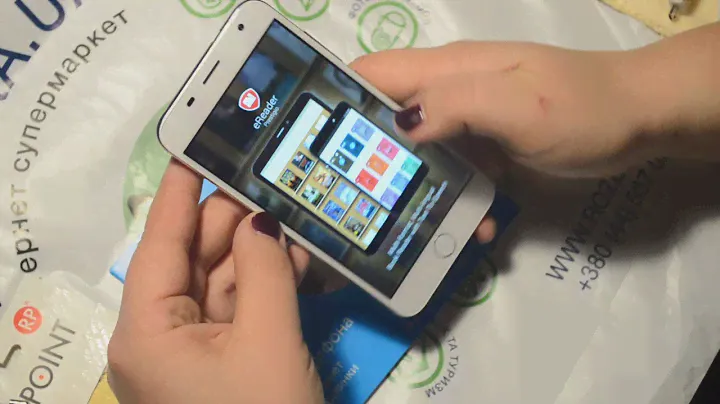 Prestigio MultiPhone Grace R7 7501 Duo Розпакування з Розетки